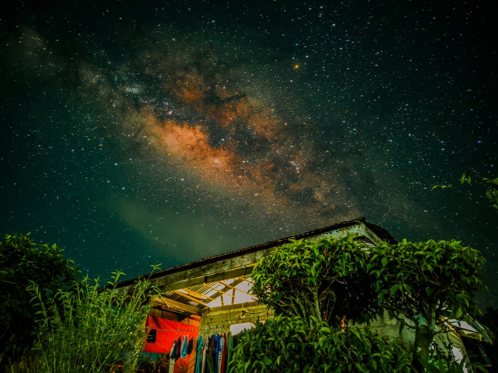 milkyway above the house